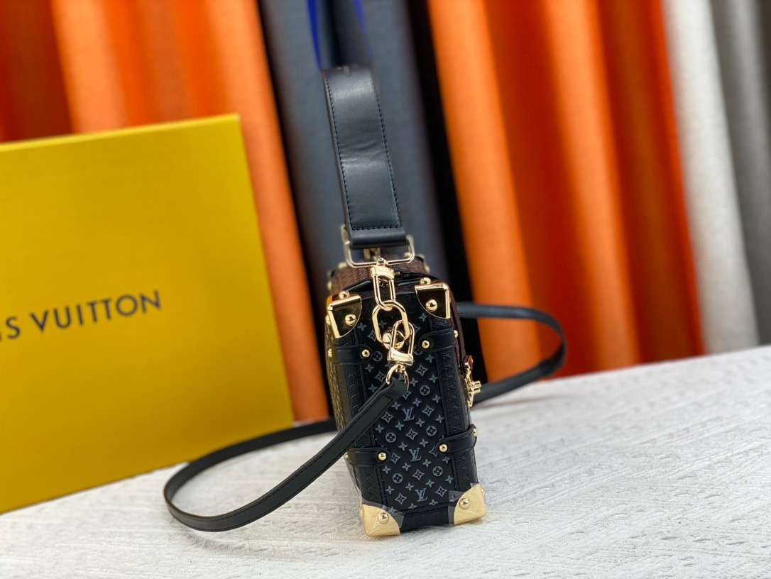 New Fashion L*V Handbag 1126 QA