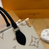 Modern Luxury Daily Bag L4875 FSC