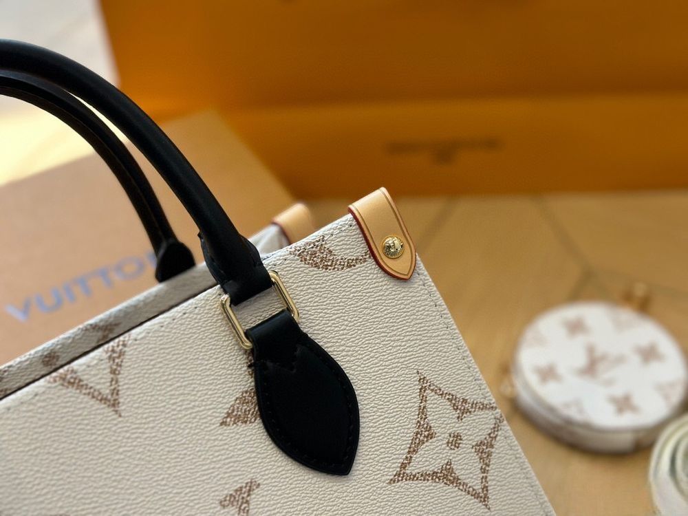 Modern Luxury Daily Bag L4875 FSC