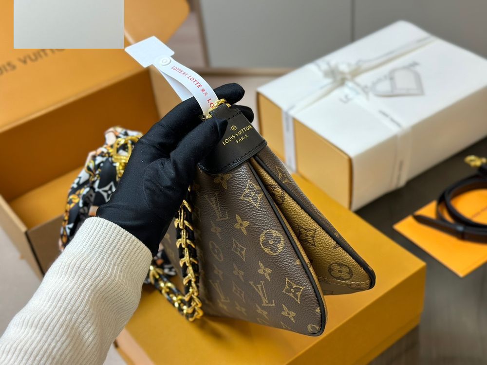 Modern Luxury Daily Bag L4787 FSC