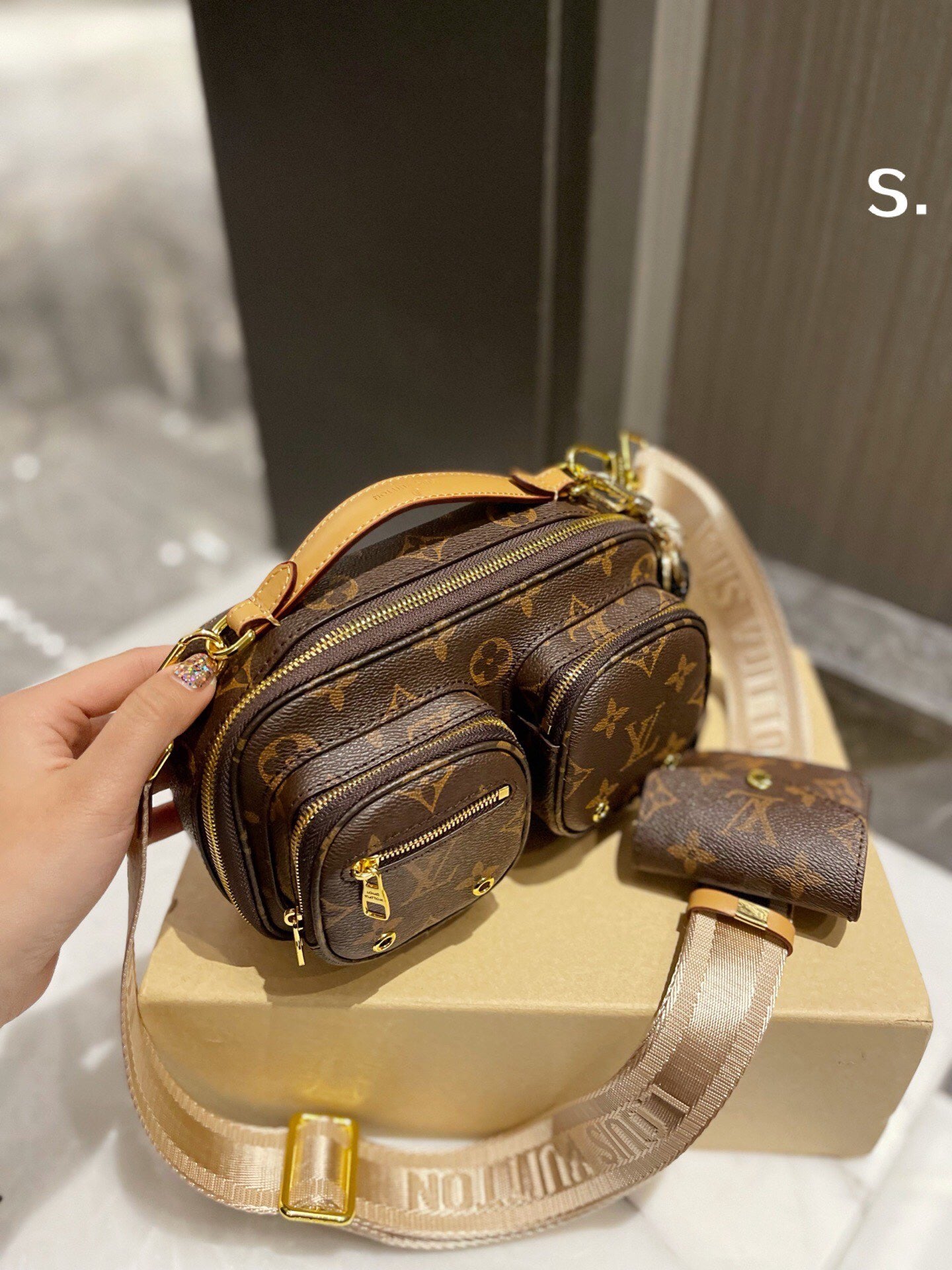 Modern Luxury Daily Bag L3226 FSC