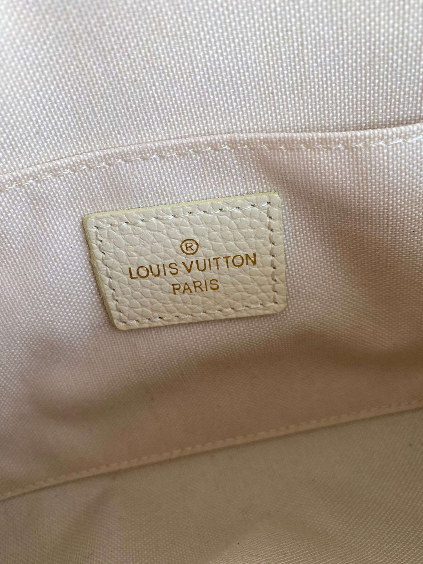 New Fashion L*V Handbag 1218 QA