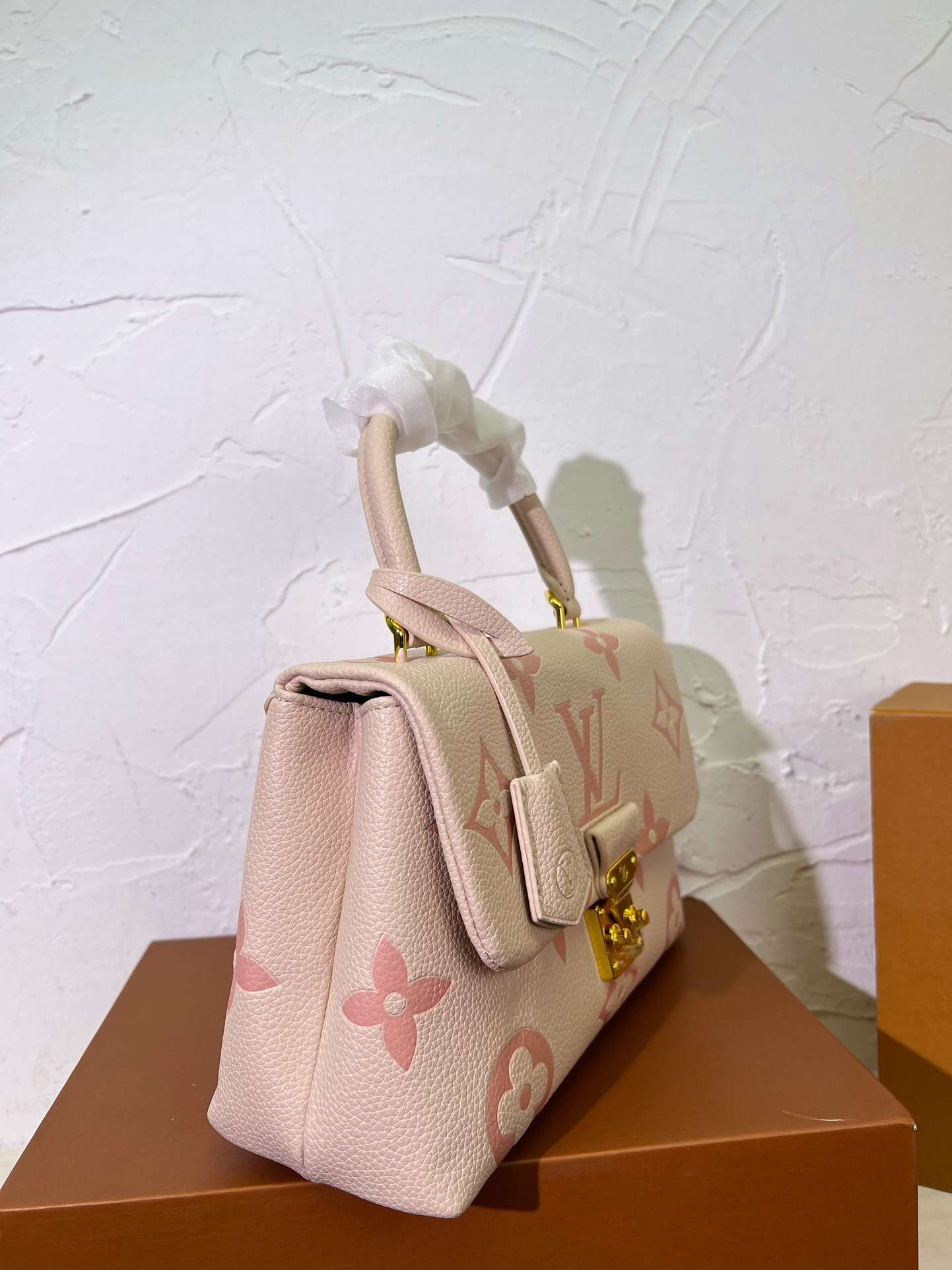 Modern Luxury Daily Bag L4479 FSC Modern Luxury Daily Bag L4479 FSC