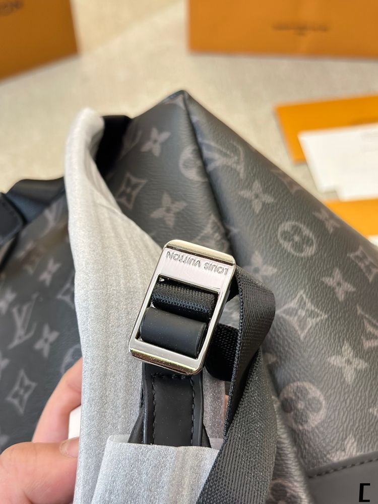 Modern Luxury Daily Bag L4864 FSC Modern Luxury Daily Bag L4864 FSC