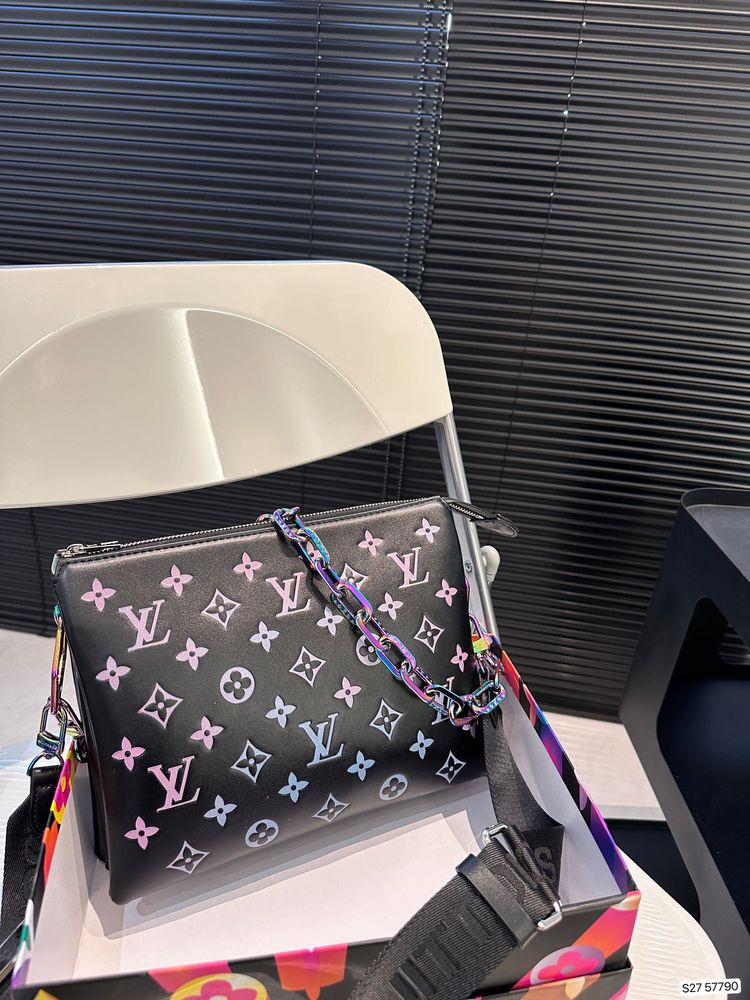 Modern Luxury Daily Bag L4886 FSC Modern Luxury Daily Bag L4886 FSC