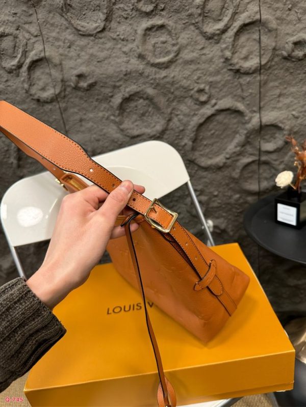 New Fashion LV Handbag L1350 QA