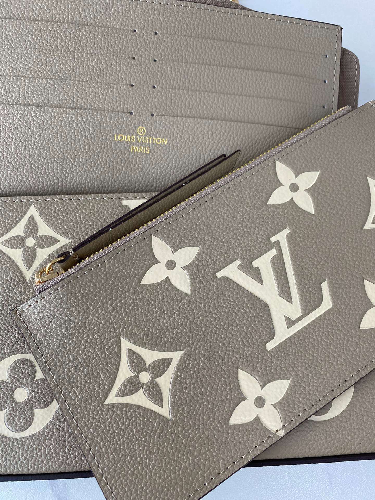 New Fashion L*V Handbag 1071 QA