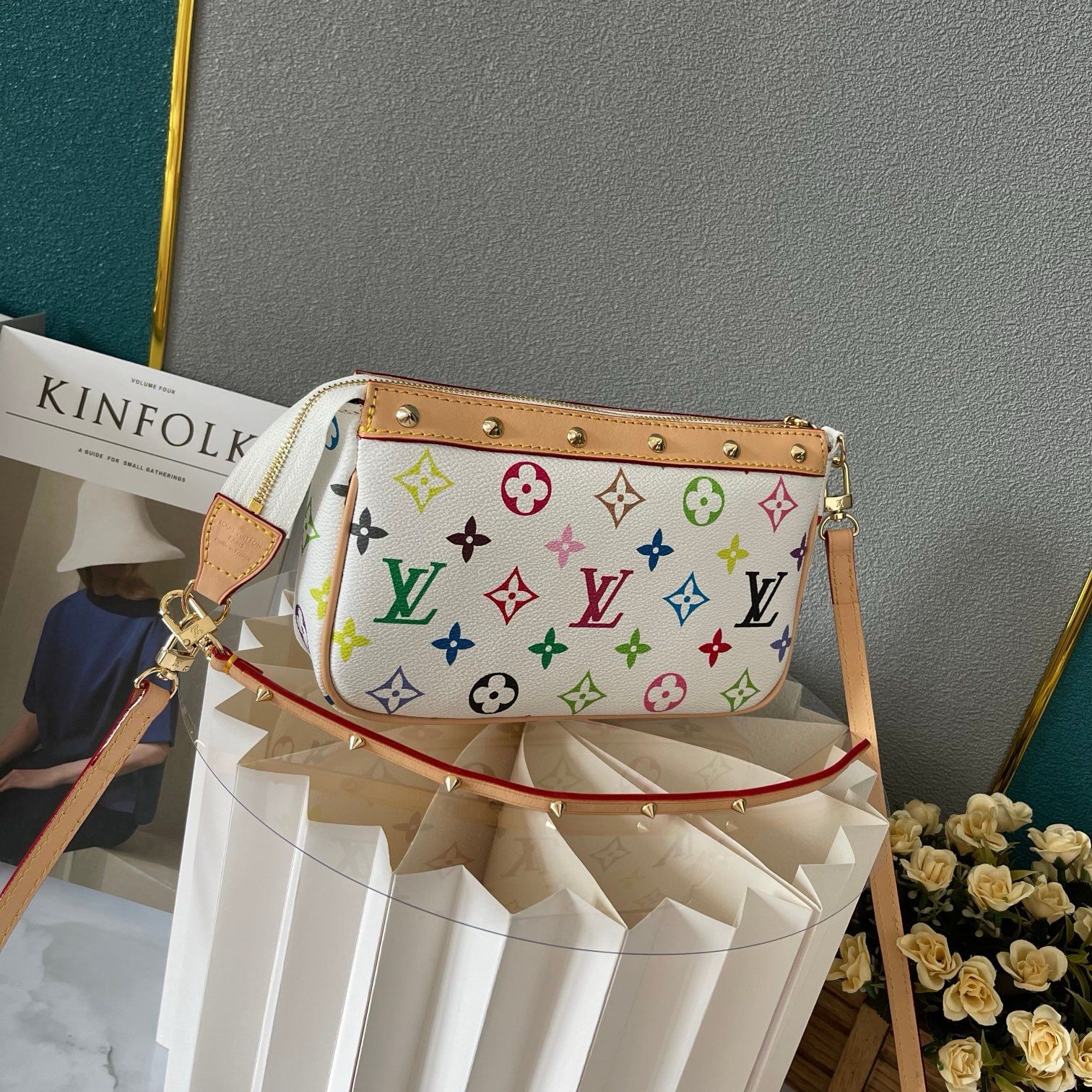 New Fashion L*V Handbag 1368 QA