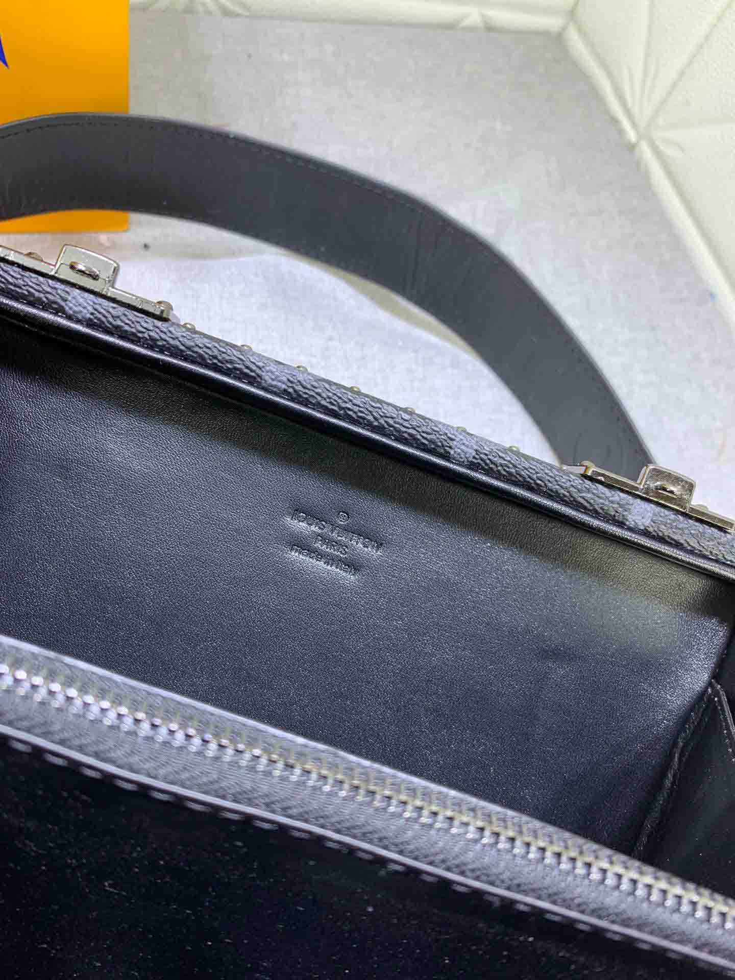 New Fashion L*V Handbag 927 QA