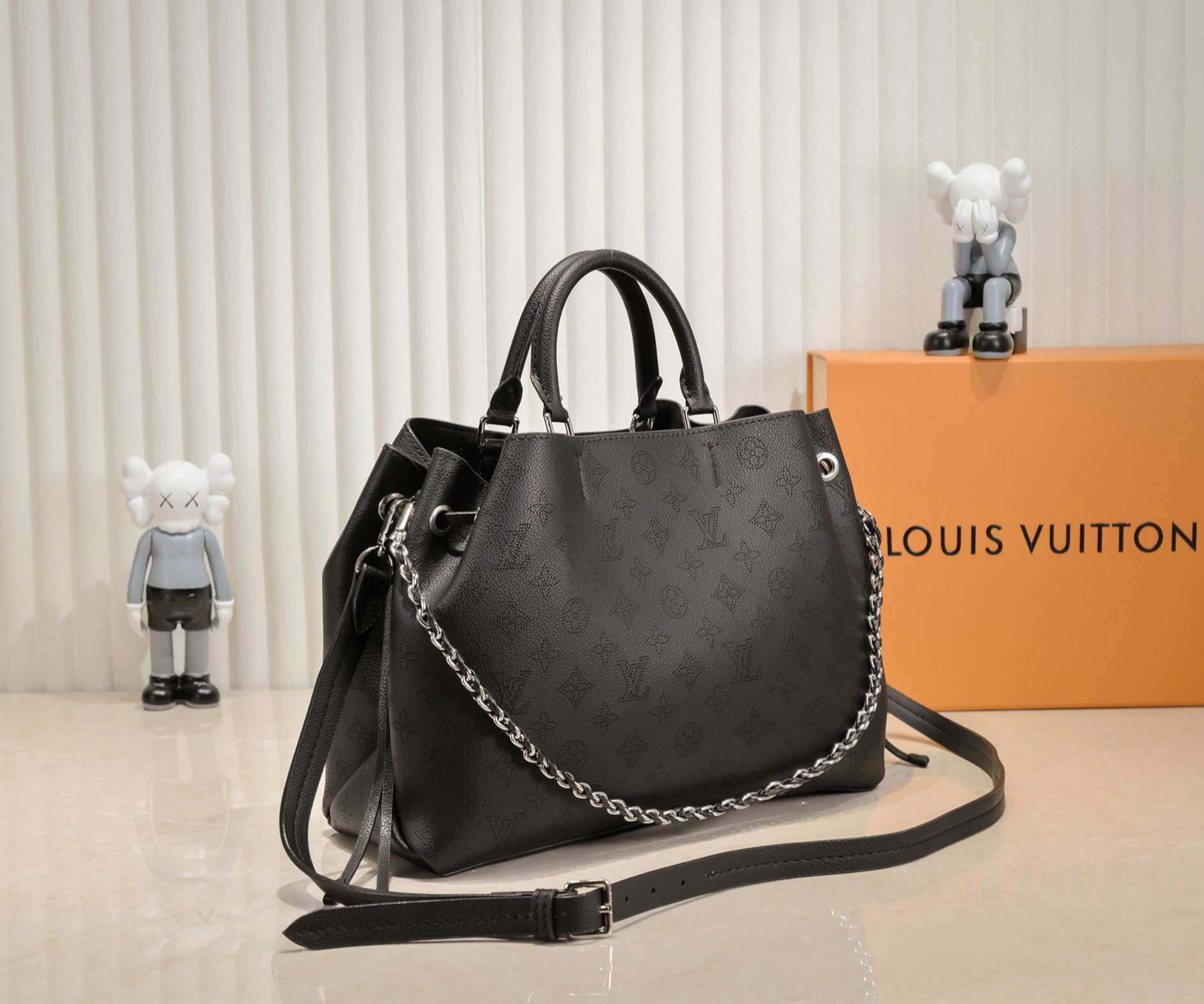 New Fashion L*V Handbag 976 QA