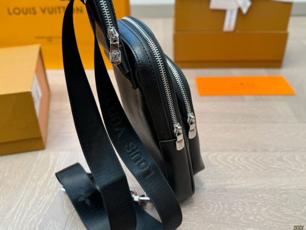 New Fashion LV Handbag L1361 QA