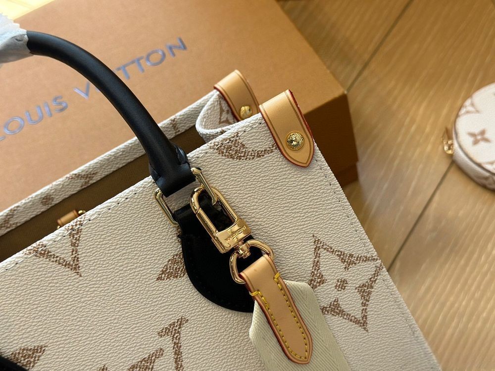 Modern Luxury Daily Bag L4875 FSC