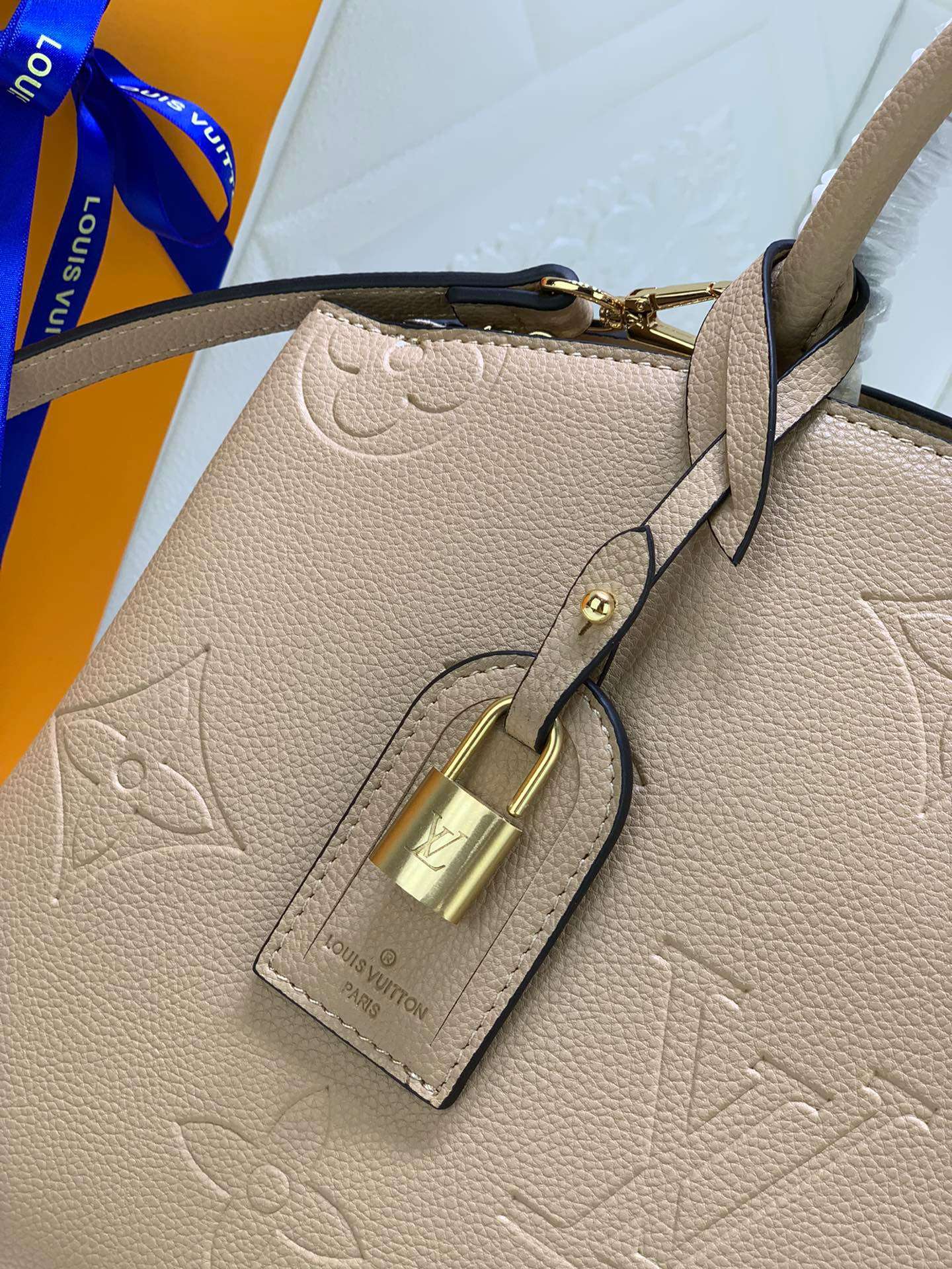 New Fashion L*V Handbag 987 QA New Fashion L*V Handbag 987 QA