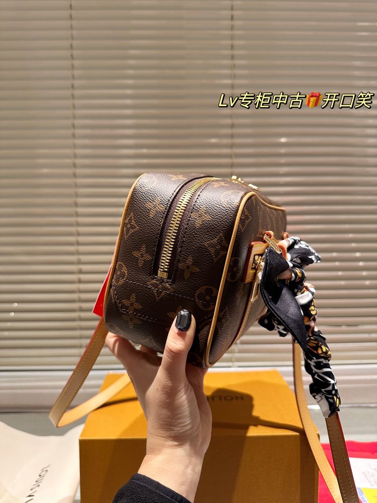 Modern Luxury Daily Bag L4840 FSC Modern Luxury Daily Bag L4840 FSC