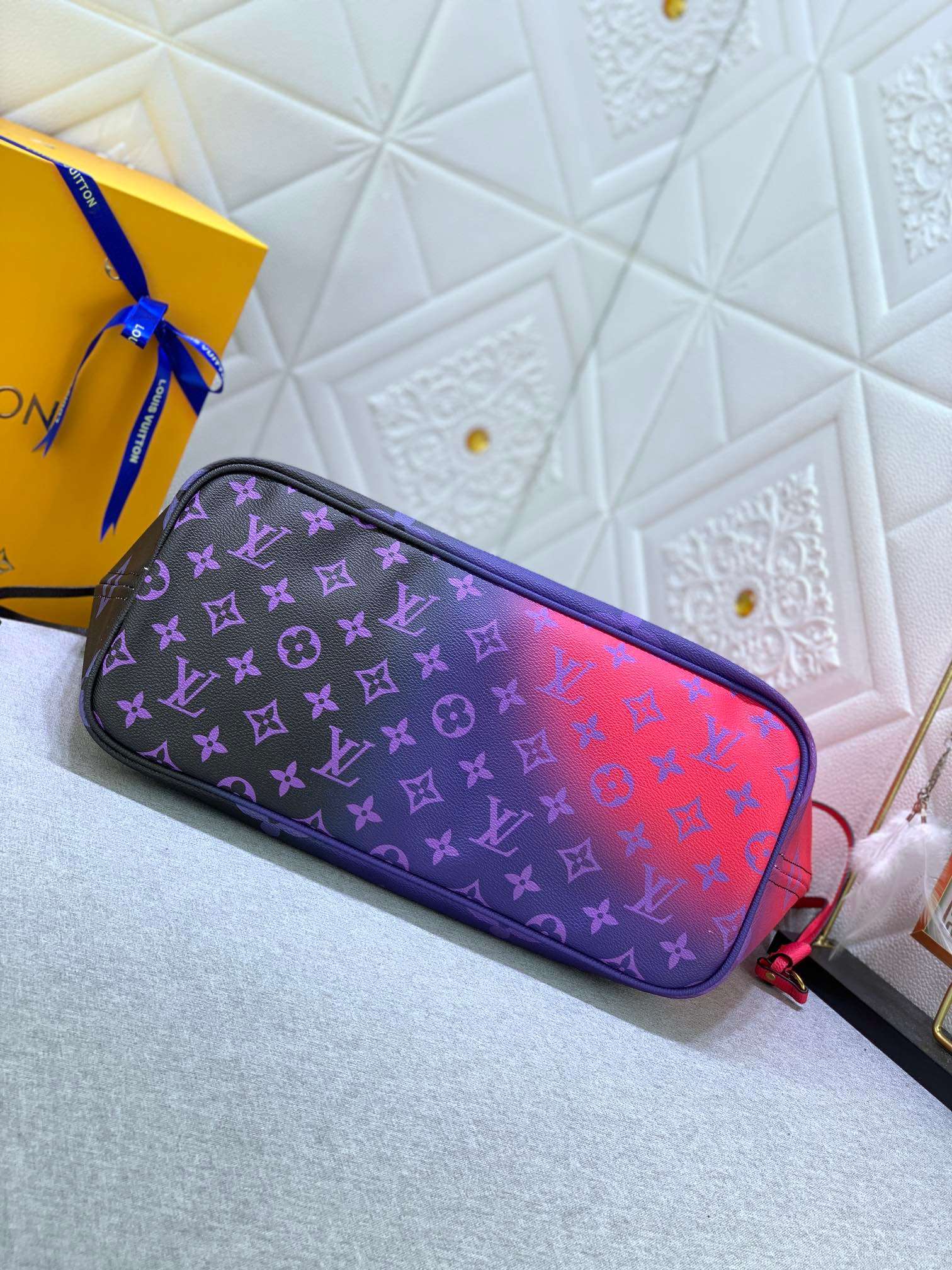 New Fashion L*V Handbag 1026 QA