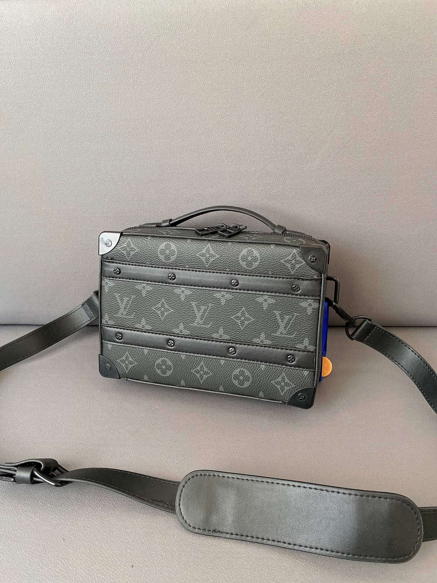 Modern Luxury Daily Bag L3527 FSC