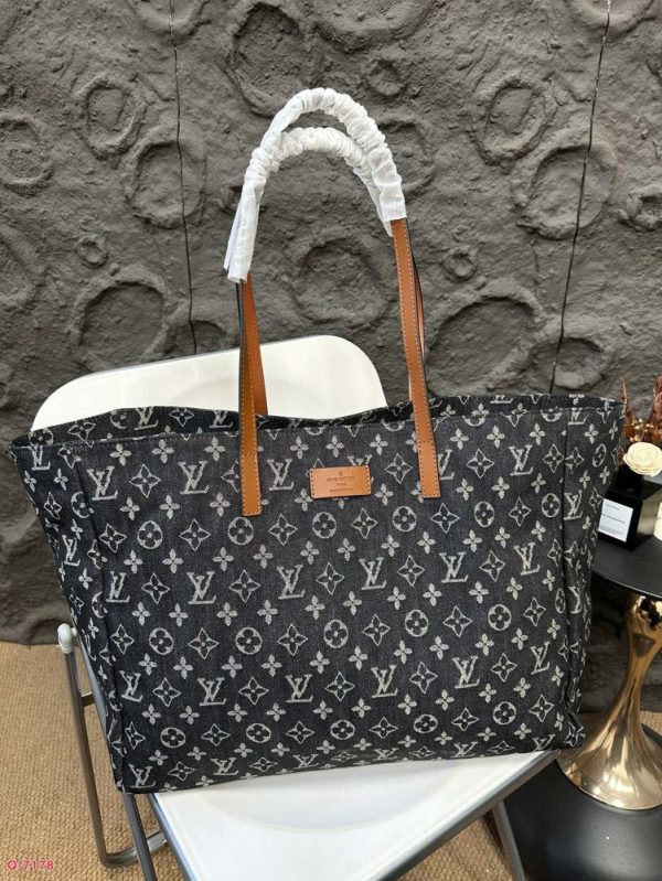 New Fashion LV Handbag L1383 QA