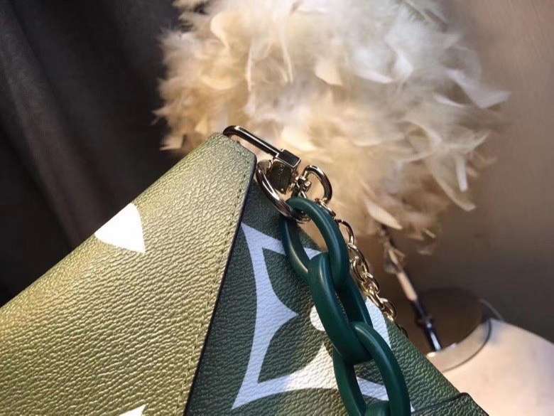 New Fashion L*V Handbag 1072 QA