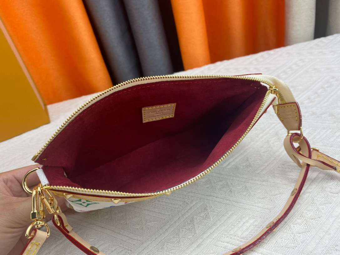 New Fashion L*V Handbag 935 QA