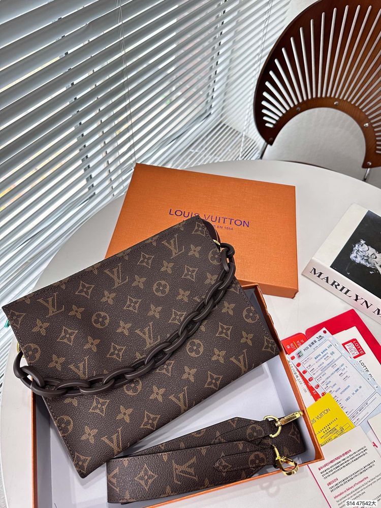 New Fashion LV Handbag L695 QA