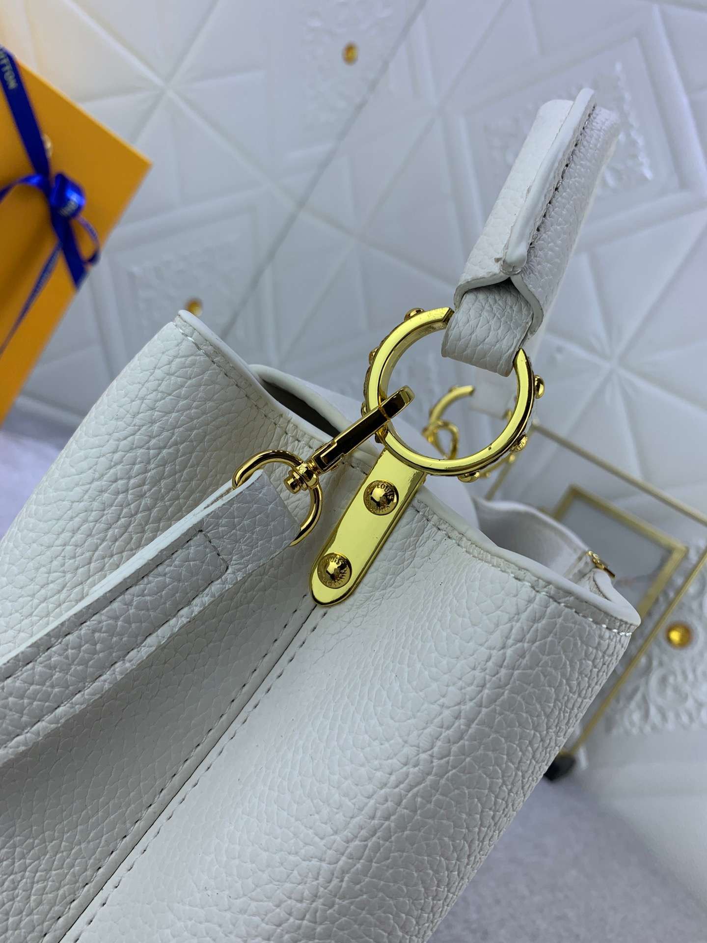 New Fashion L*V Handbag 997 QA