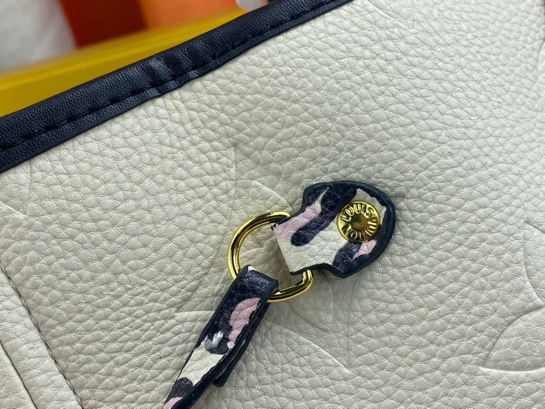 New Fashion L*V Handbag 937 QA