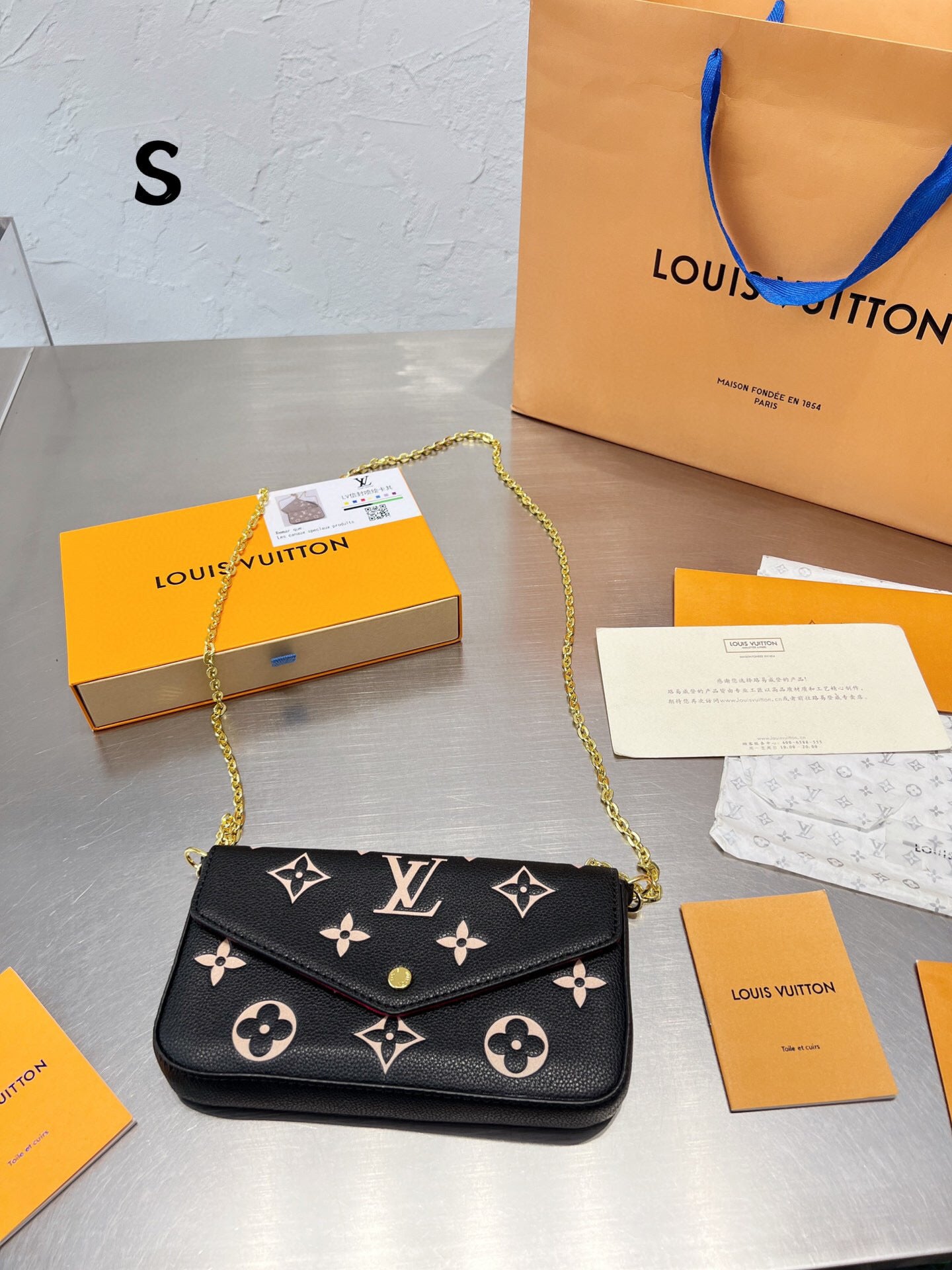 Modern Luxury Daily Bag L3339 FSC