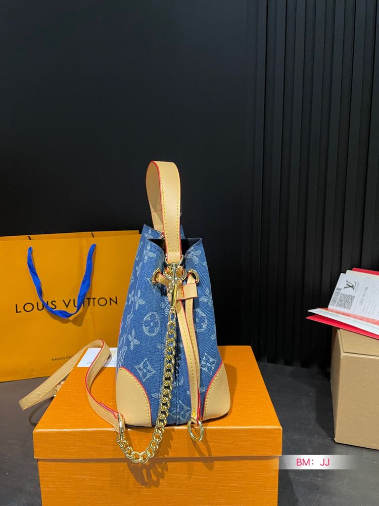 Modern Luxury Daily Bag L4891 FSC Modern Luxury Daily Bag L4891 FSC