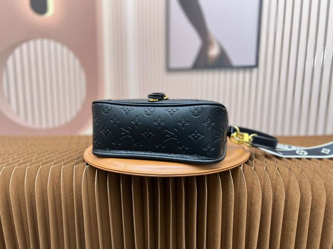 New Fashion L*V Handbag 1111 QA