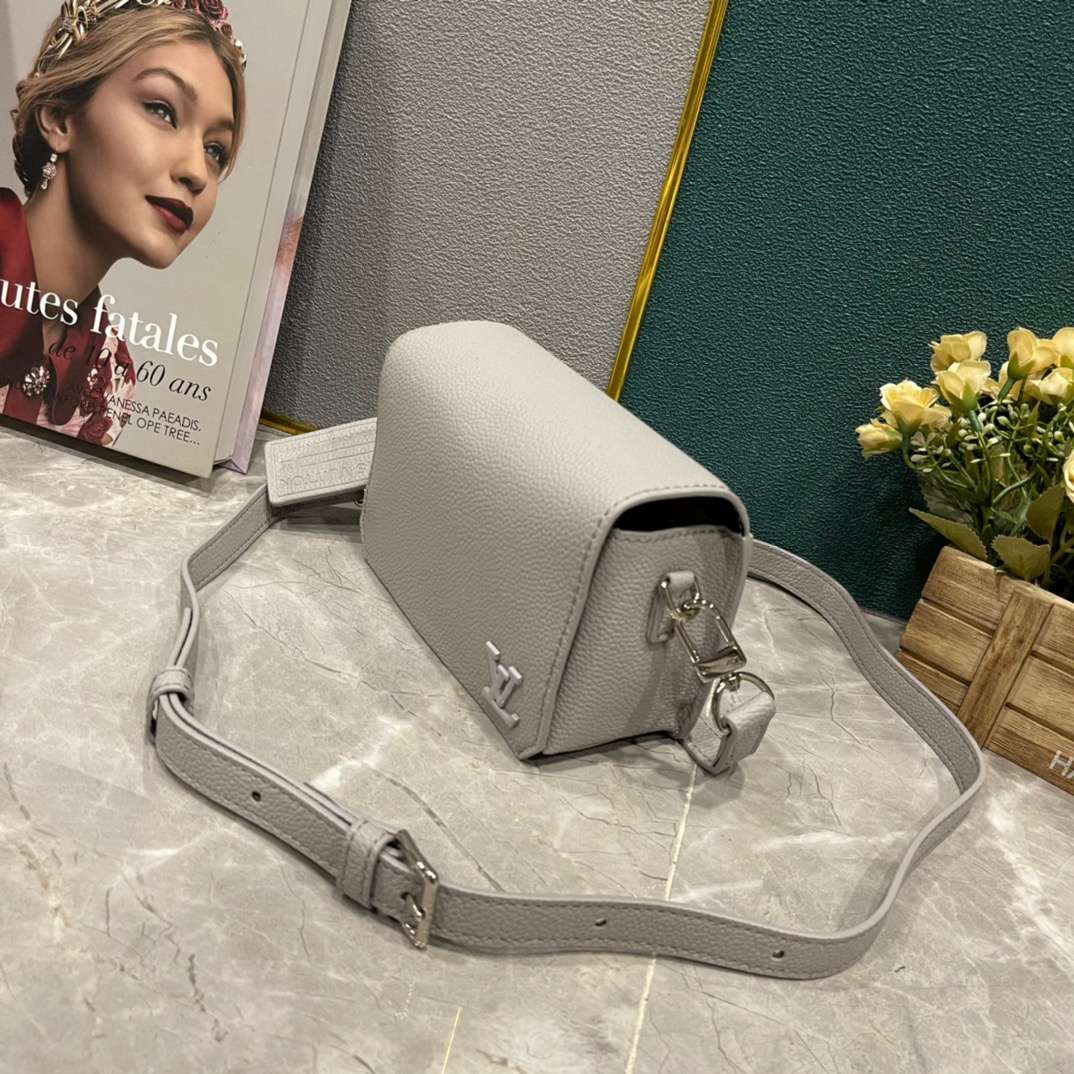 New Fashion L*V Handbag 1166 QA