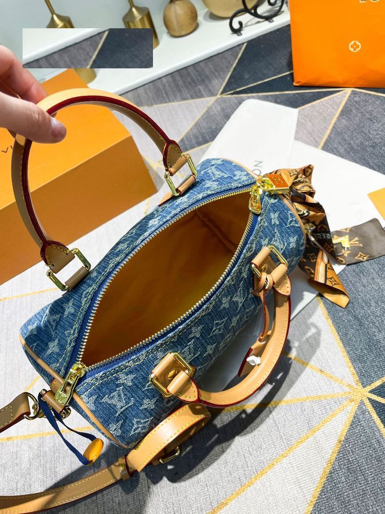 Modern Luxury Daily Bag L4576 FSC Modern Luxury Daily Bag L4576 FSC
