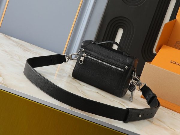 New Fashion L*V Handbag 1560 QA