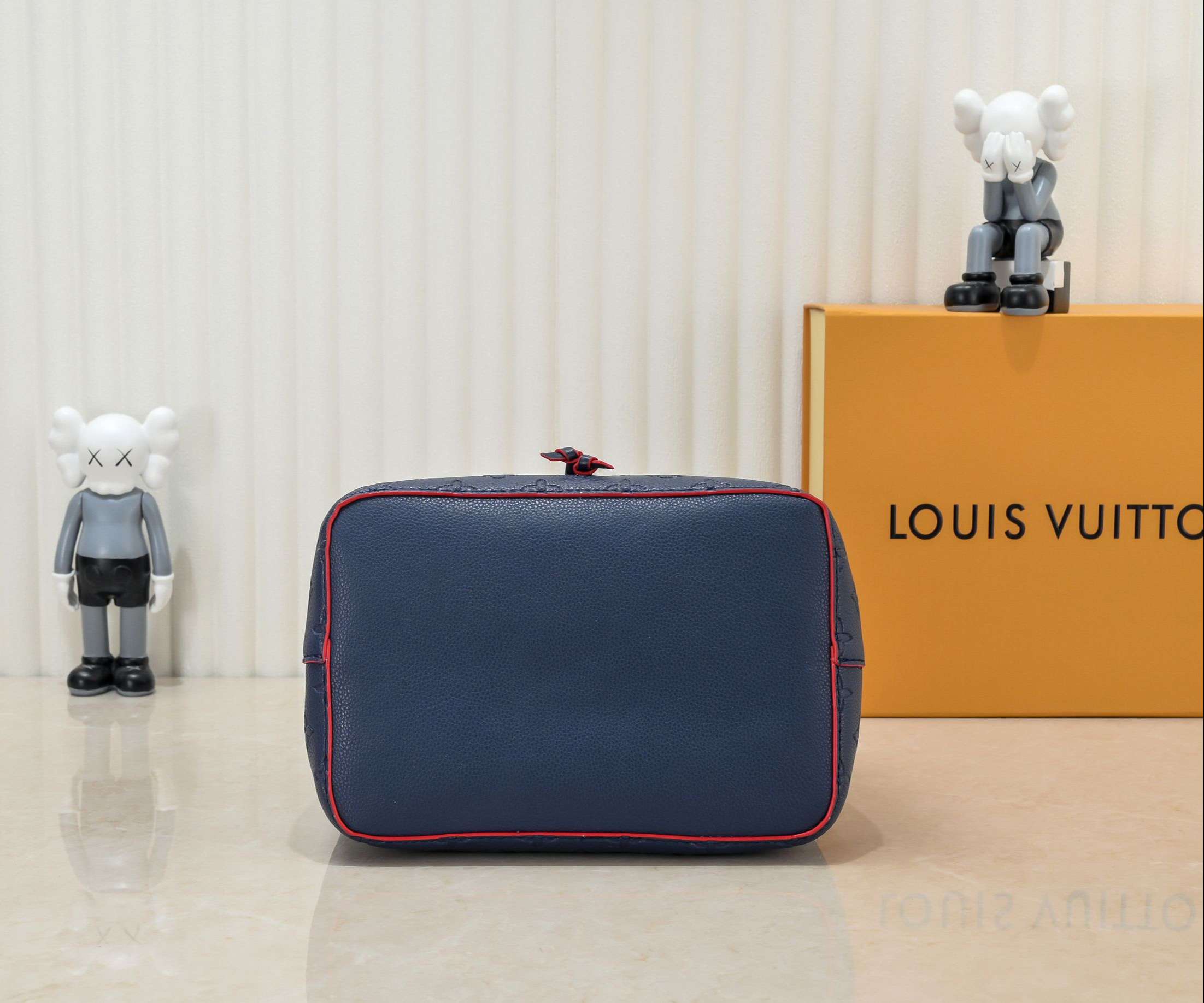 New Fashion L*V Handbag 998 QA