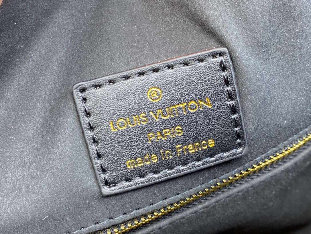 New Fashion L*V Handbag 1010 QA