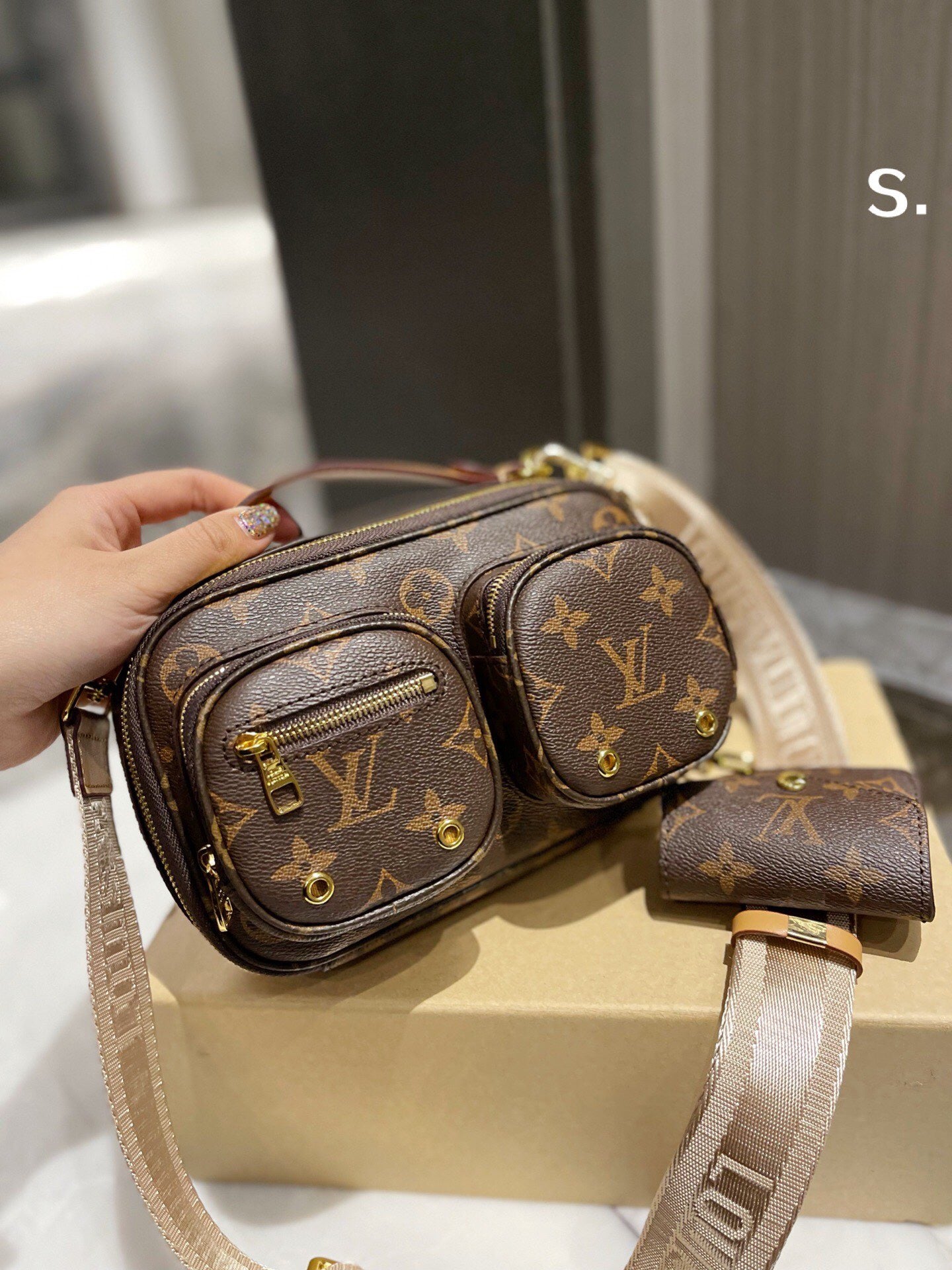Modern Luxury Daily Bag L3226 FSC