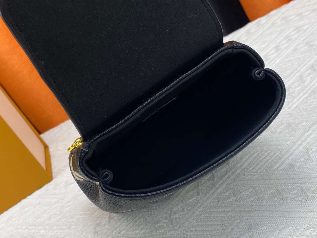 New Fashion L*V Handbag 934 QA
