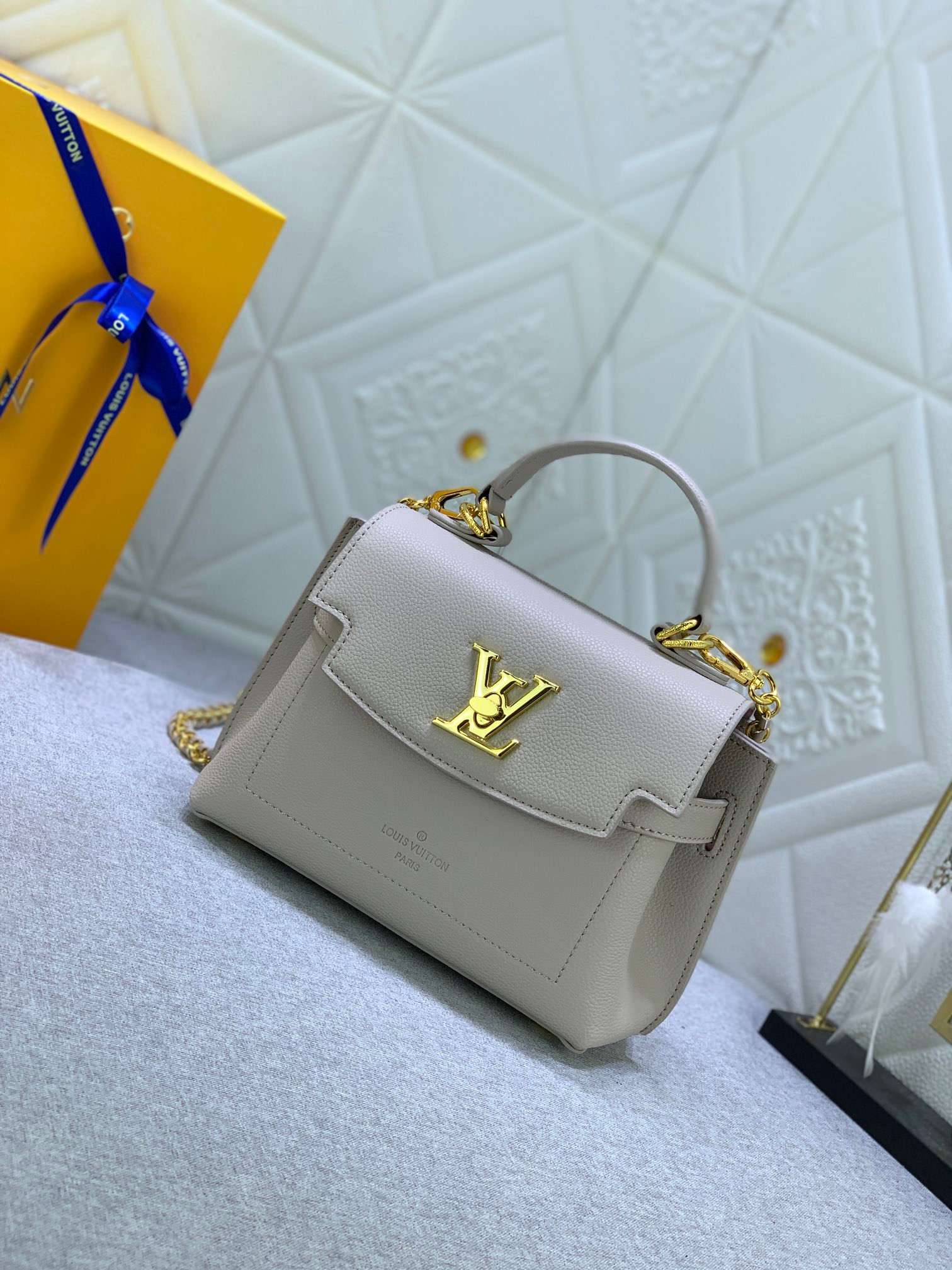 New Fashion L*V Handbag 975 QA