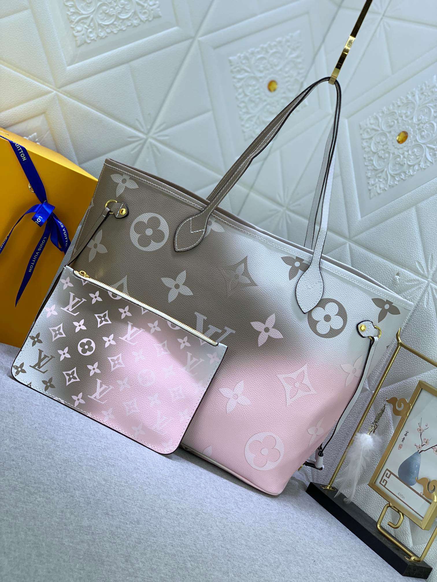 New Fashion L*V Handbag 1026 QA