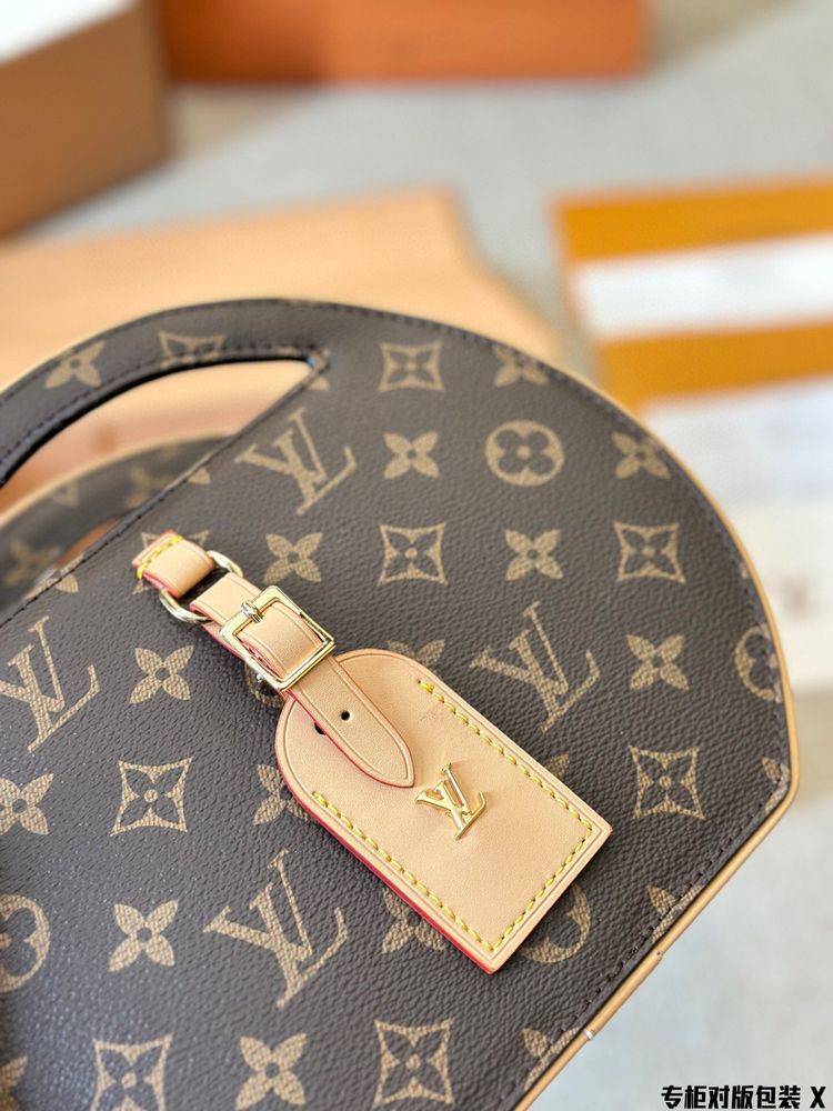Modern Luxury Daily Bag L4874 FSC Modern Luxury Daily Bag L4874 FSC