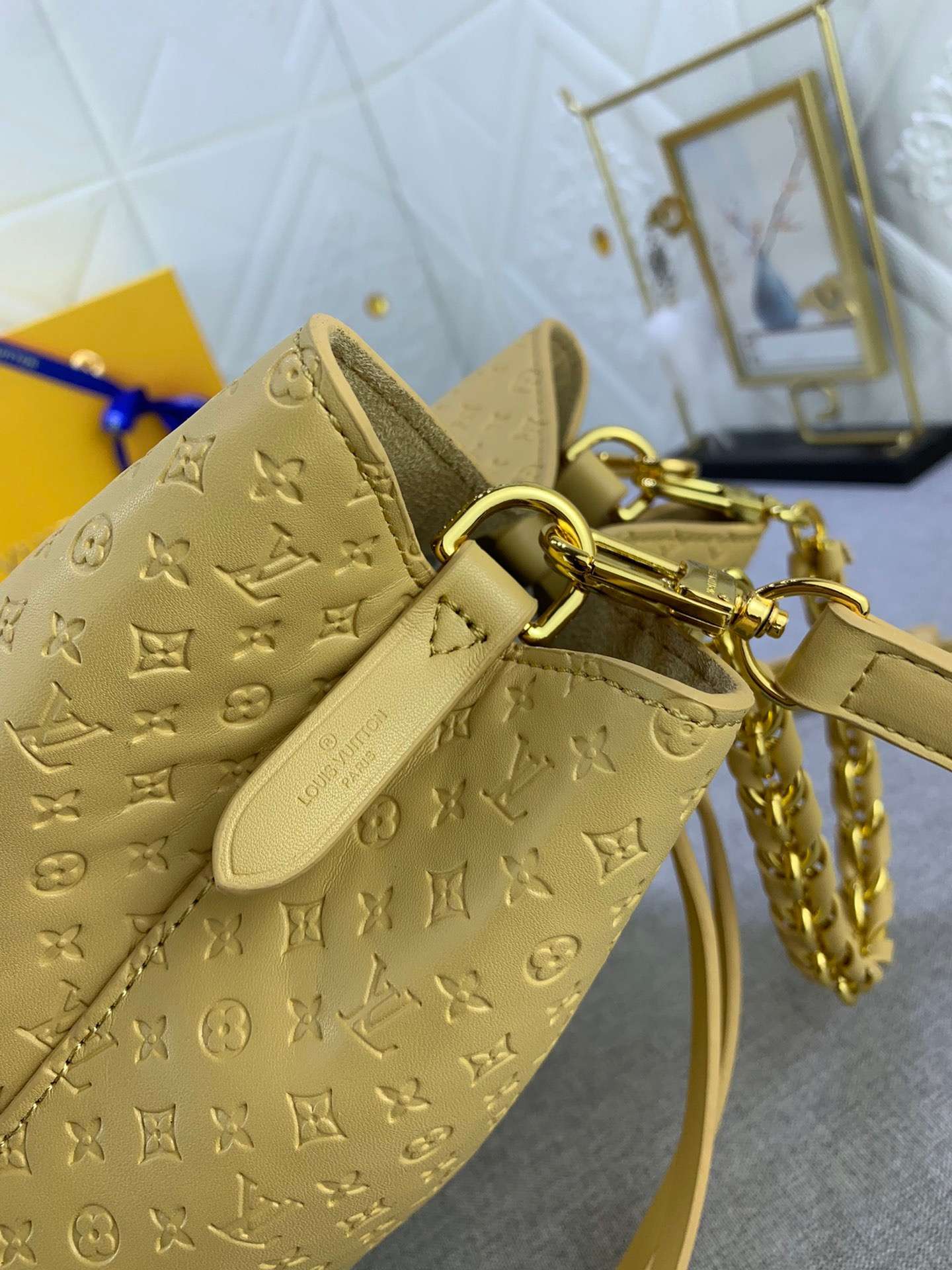 New Fashion L*V Handbag 1104 QA