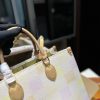 Modern Luxury Daily Bag L4879 FSC Modern Luxury Daily Bag L4879 FSC