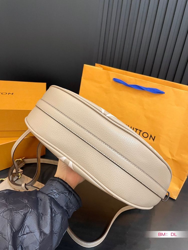 New Fashion LV Handbag L691 QA