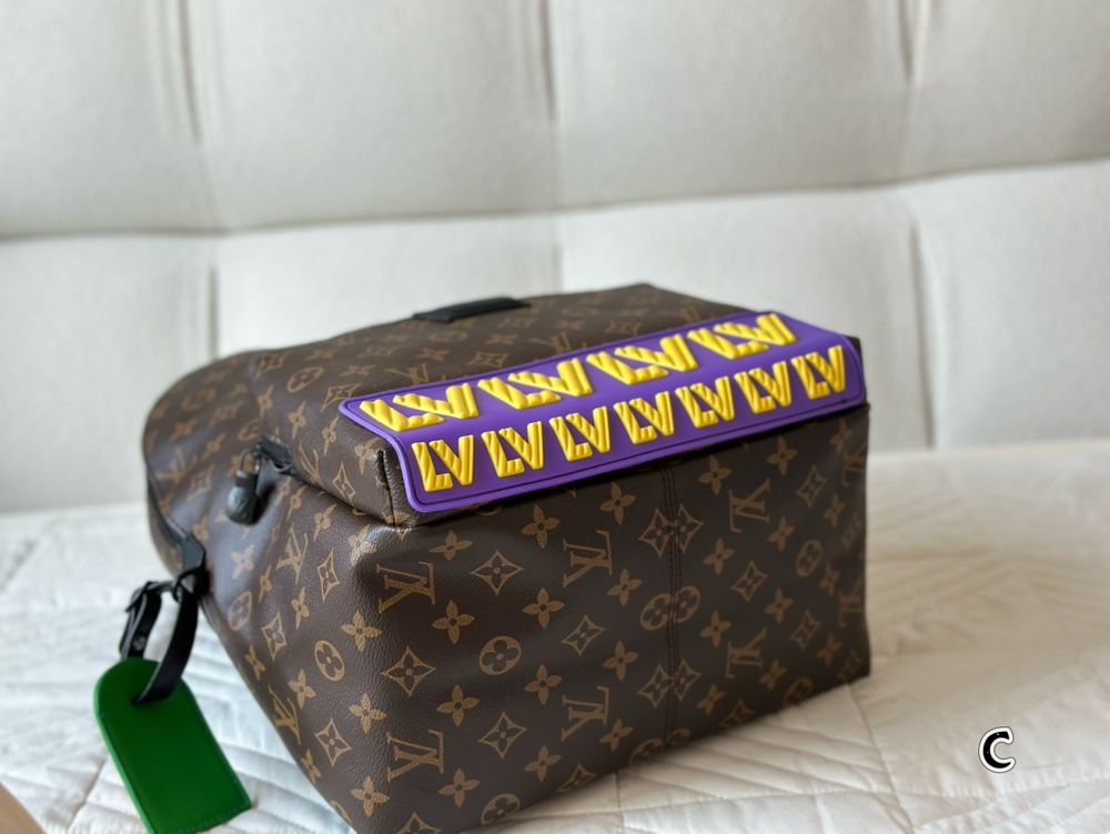 Modern Luxury Daily Bag L4865 FSC Modern Luxury Daily Bag L4865 FSC