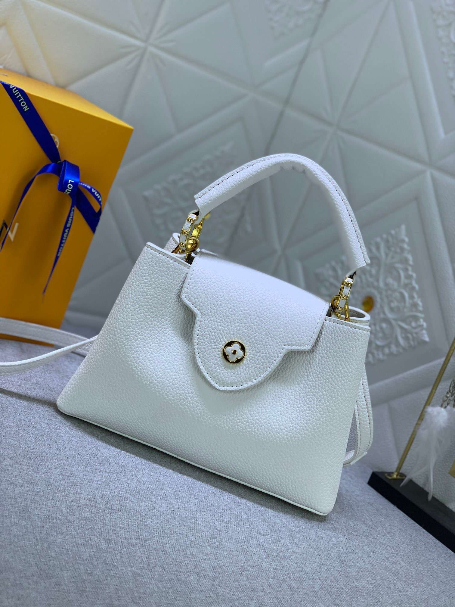 New Fashion L*V Handbag 997 QA