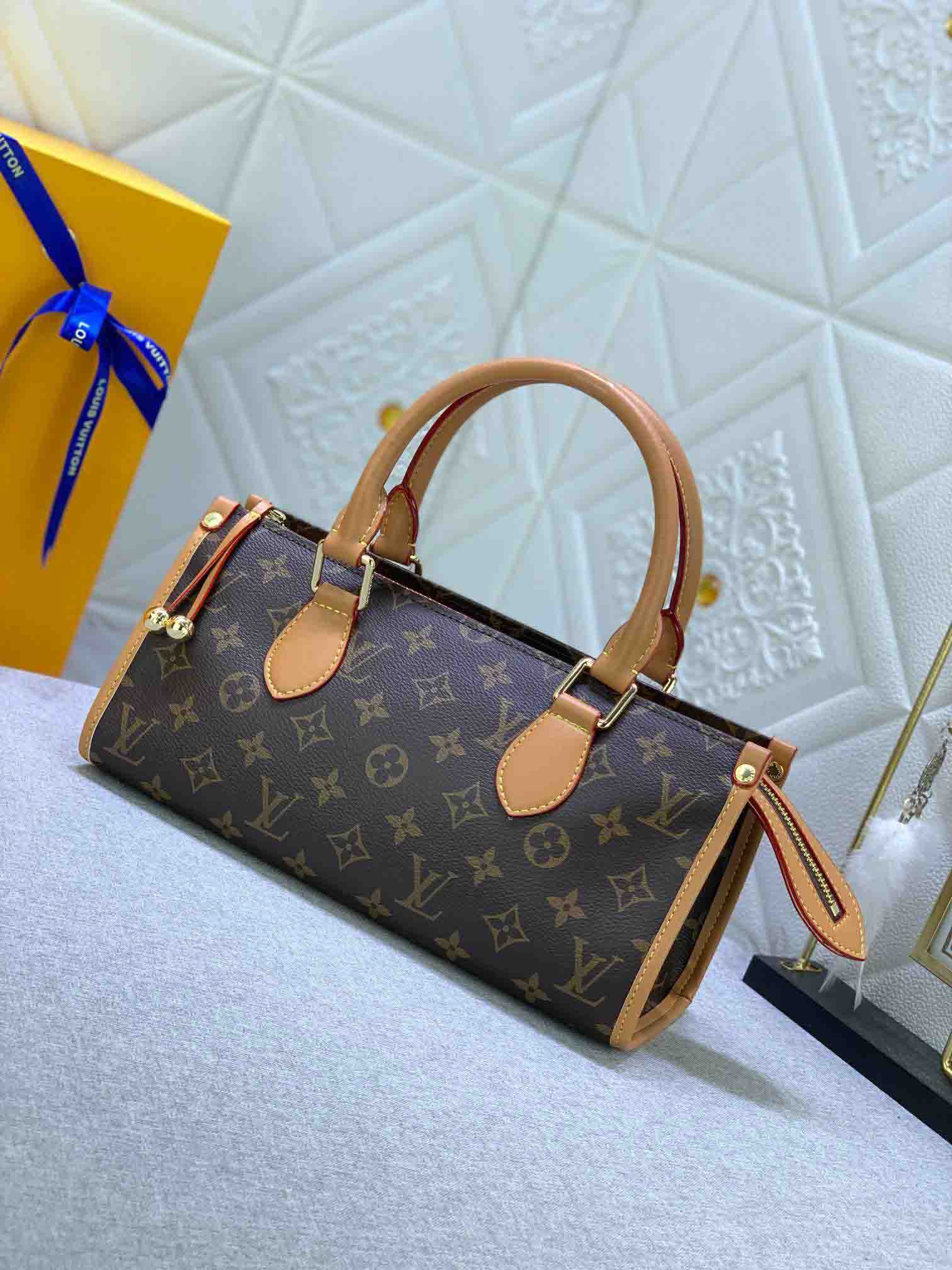 New Fashion L*V Handbag 926 QA