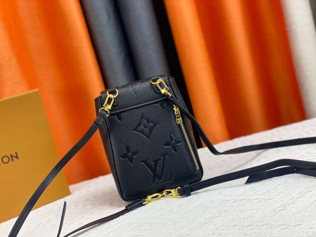 New Fashion L*V Handbag 934 QA