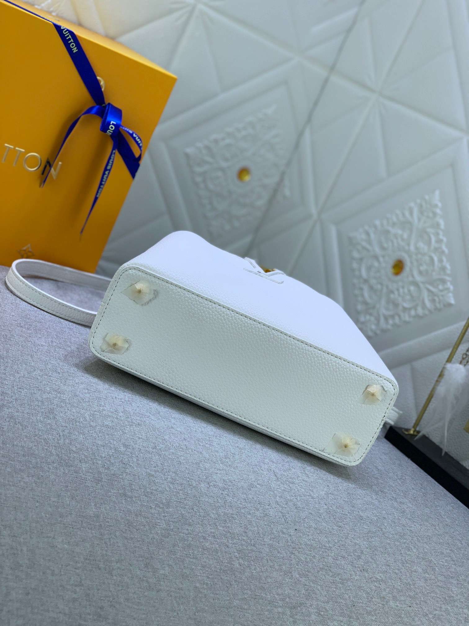 New Fashion L*V Handbag 997 QA
