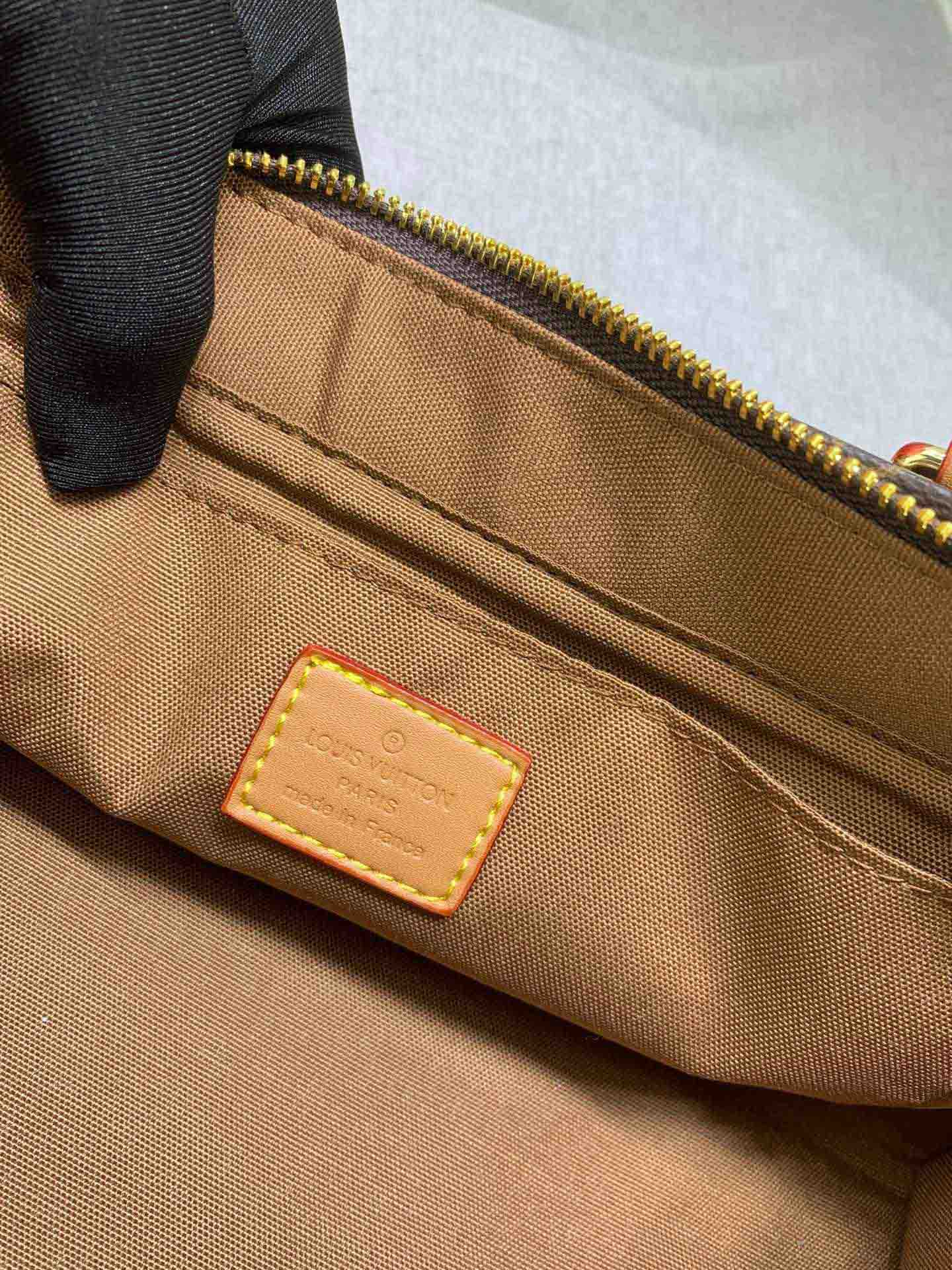 New Fashion L*V Handbag 926 QA
