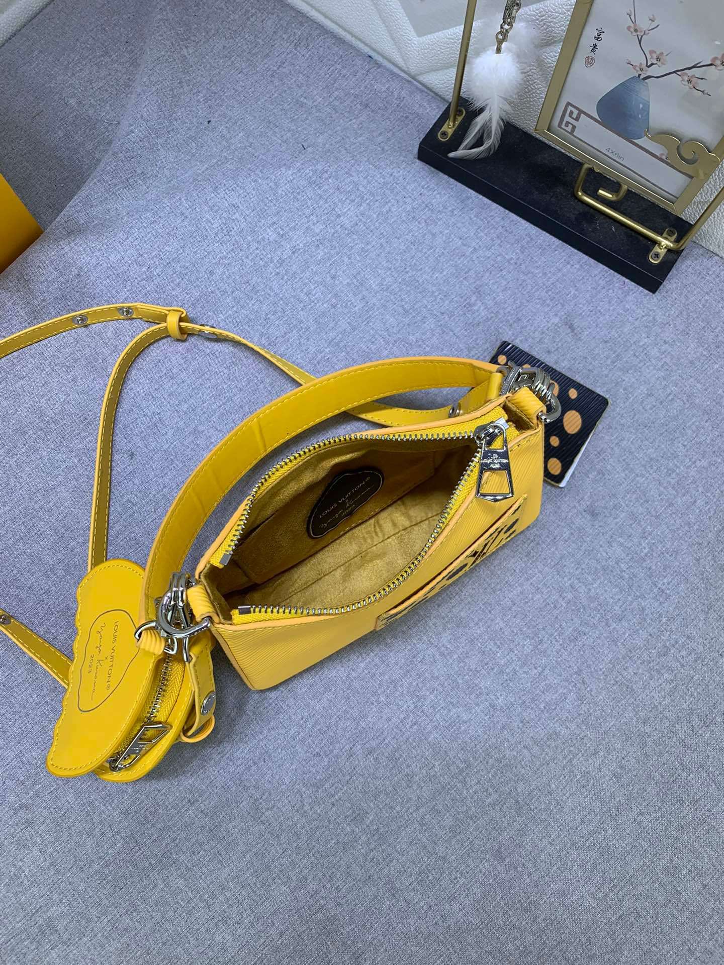 New Fashion L*V Handbag 1136 QA