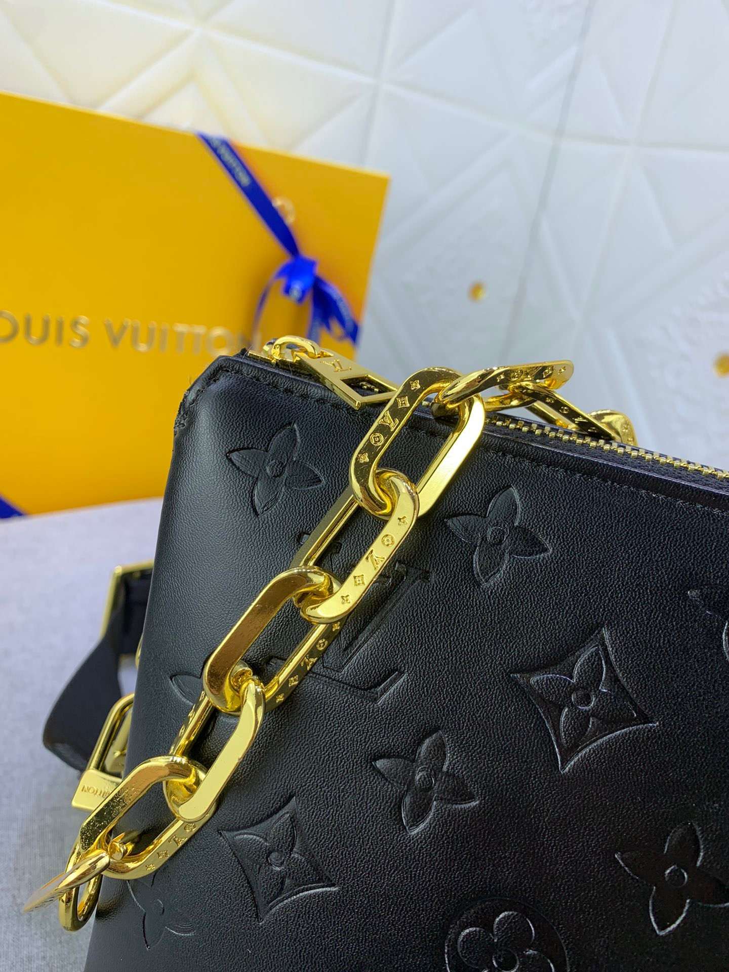 New Fashion L*V Handbag 1106 QA